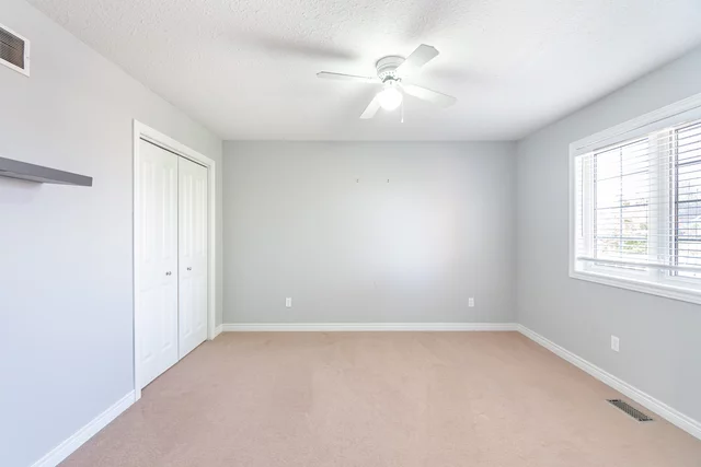 133 Fleming Way, Shelburne - photo 40