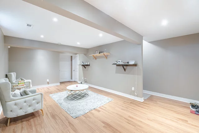 133 Fleming Way, Shelburne - photo 45