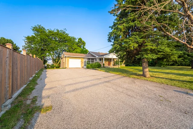 16865 York Regional Road 27, Schomberg - photo 2