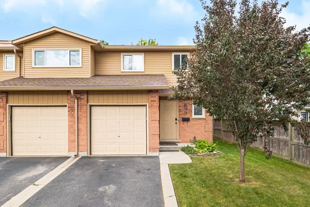 #28-1675 Upper Gage Avenue, Hamilton - photo 1