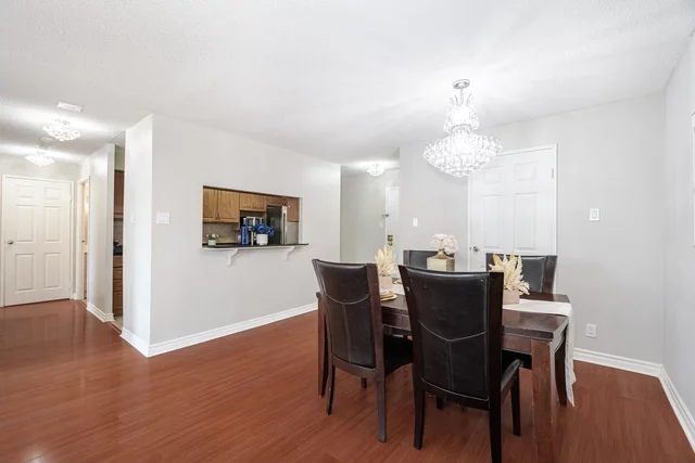 #304-25 Trailwood Drive, Mississauga - photo 9