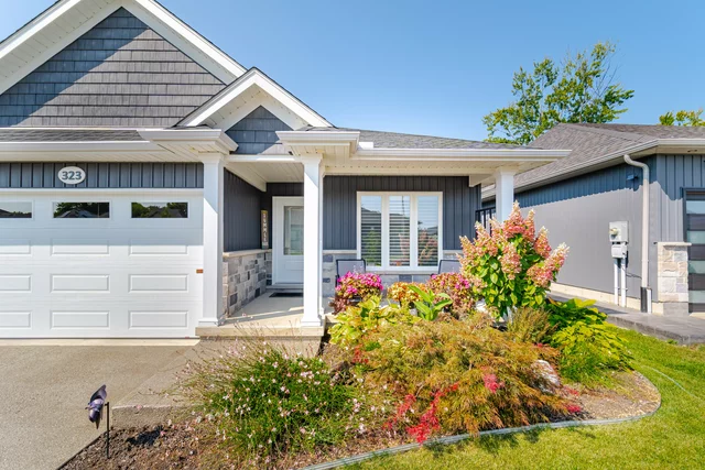 323 Regatta Drive, Welland - photo 13