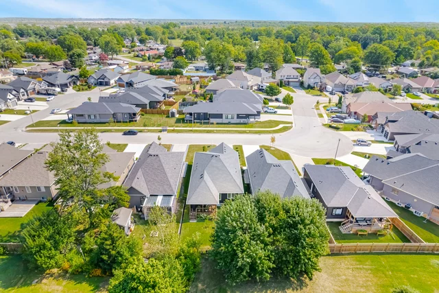 323 Regatta Drive, Welland - photo 67