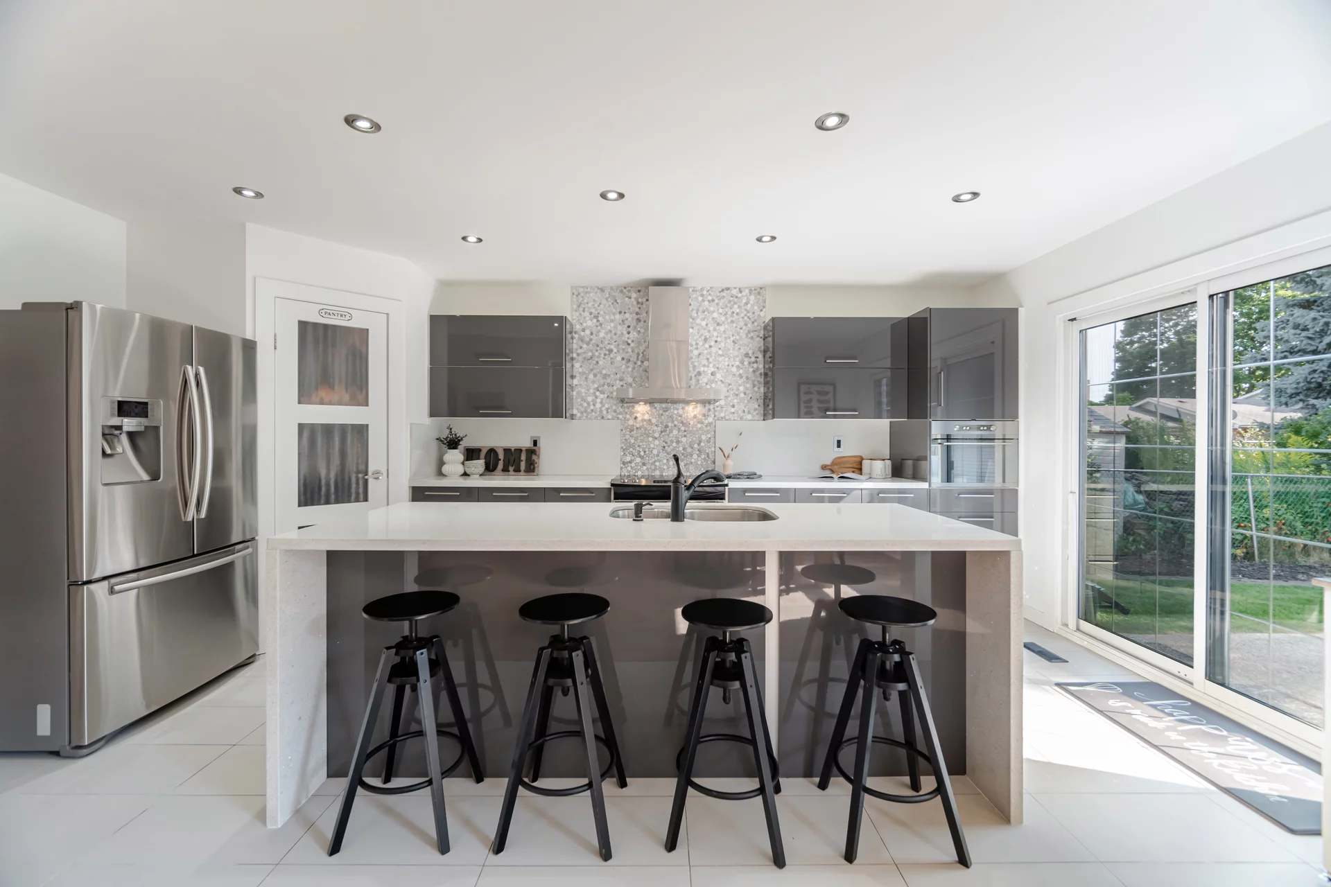 351 Lynn Place, Oakville - photo 14