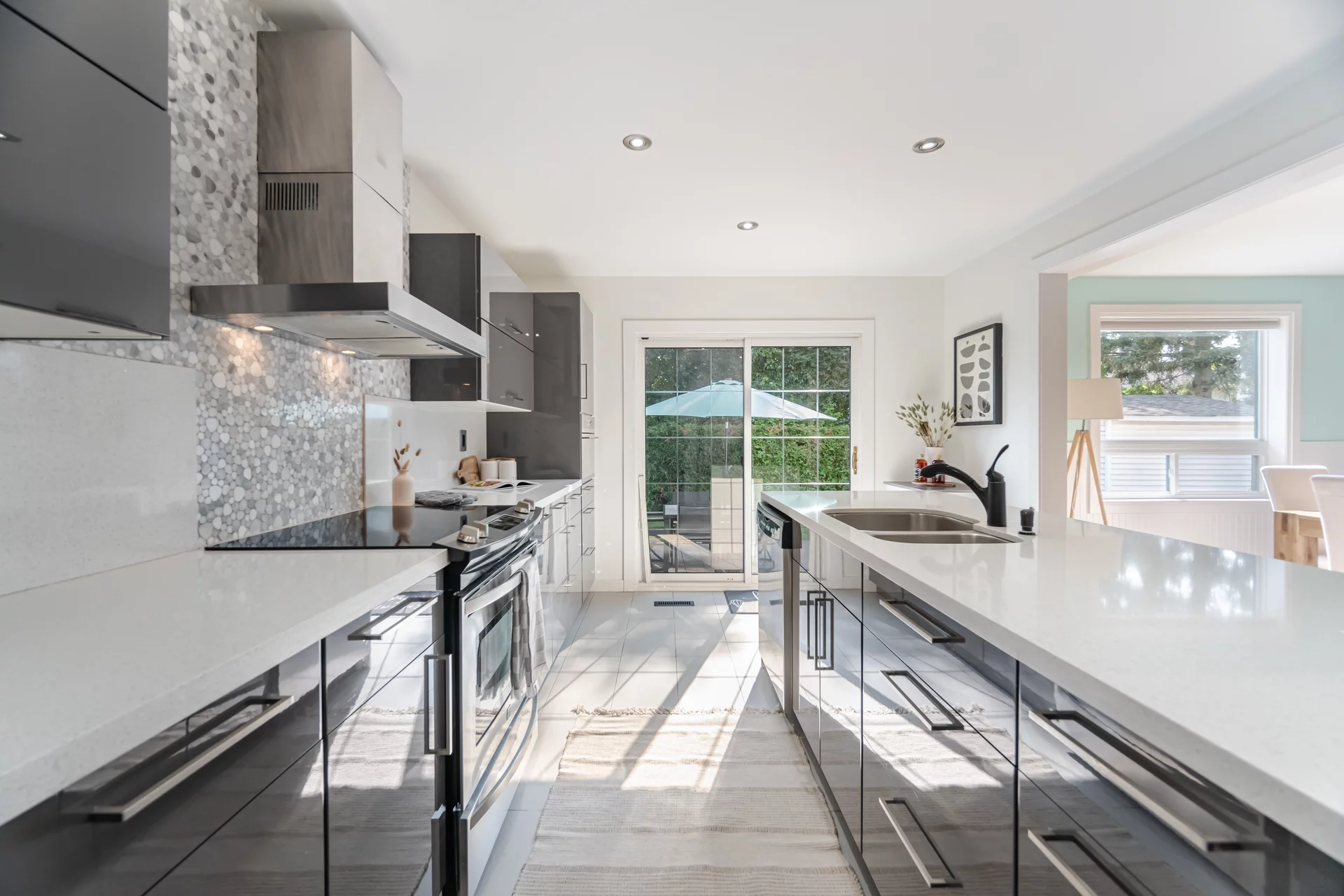 351 Lynn Place, Oakville - photo 16