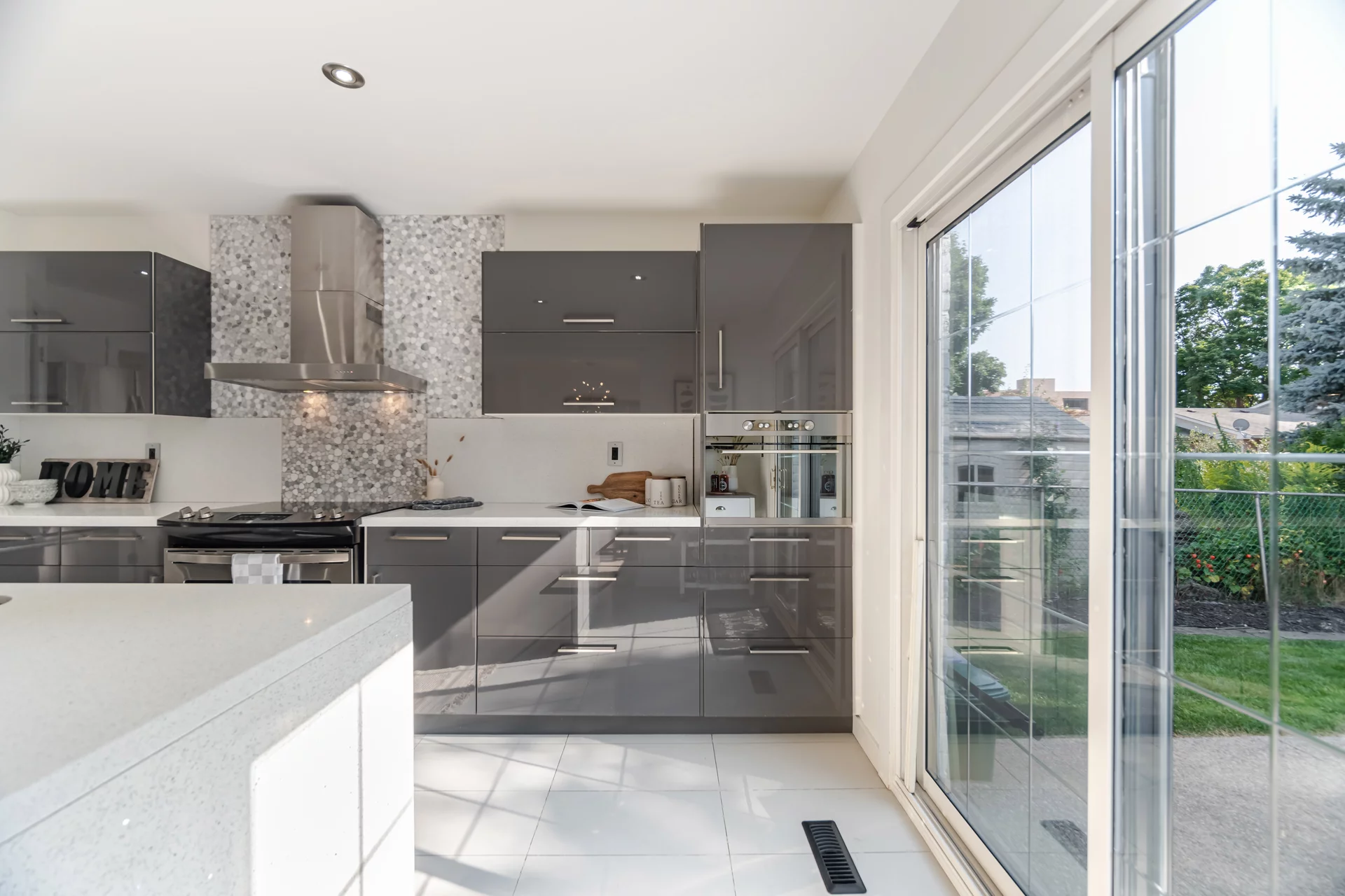 351 Lynn Place, Oakville - photo 17