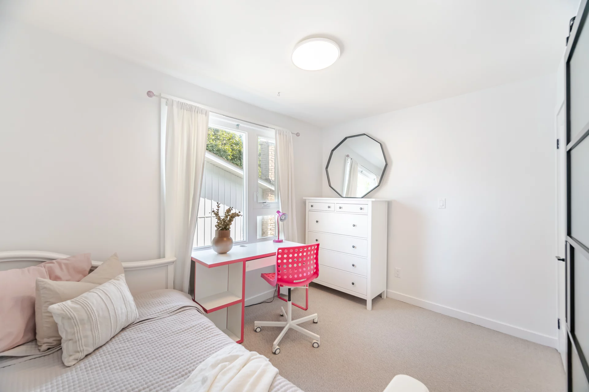 351 Lynn Place, Oakville - photo 32