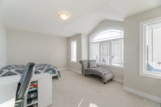 15 Riesling Ct, Hamilton - photo 32