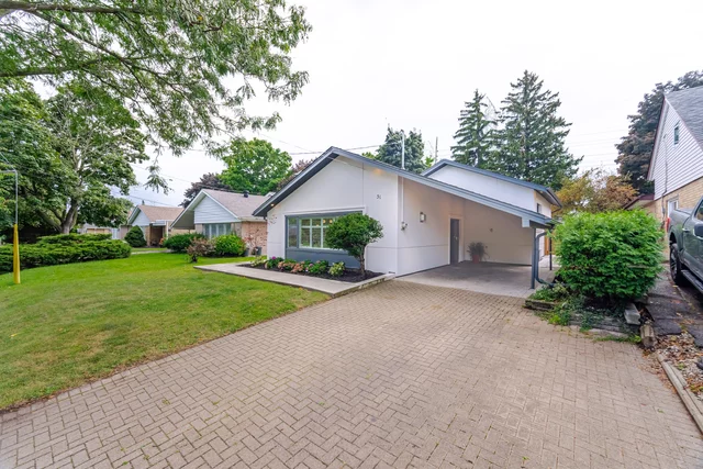 51 Tromley Drive, Etobicoke - photo 2