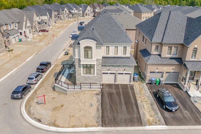98 Raspberry Ridge Avenue, Caledon - photo 7