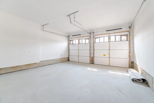 31 Dolomite Drive, Brampton - photo 5