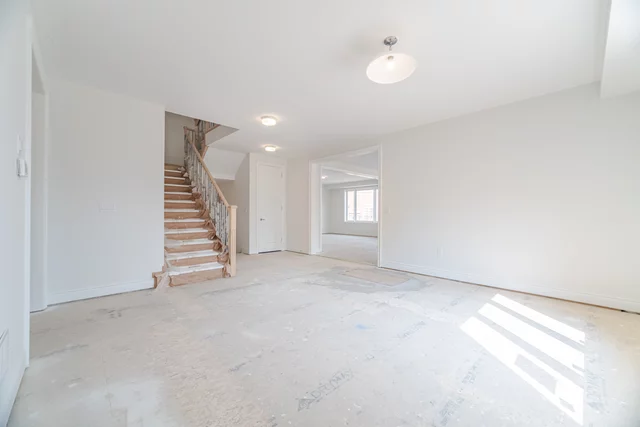 31 Dolomite Drive, Brampton - photo 12