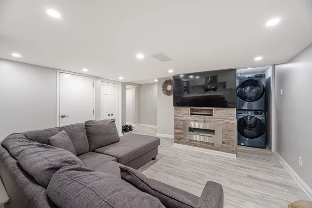 8 Kirkham Drive, Ajax - photo 60