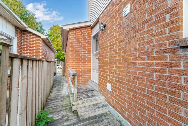 8 Kirkham Drive, Ajax - photo 76