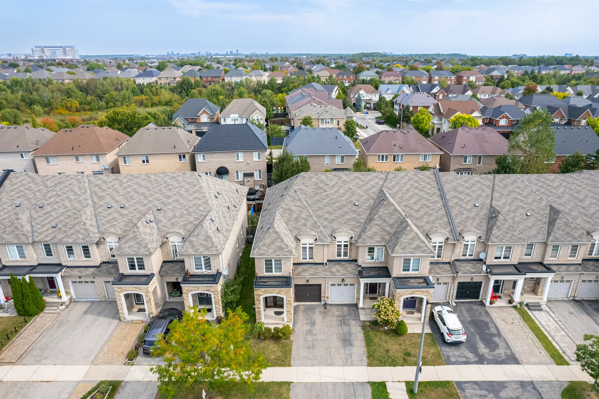 2461 Grand Oak Trail, Oakville - photo 2