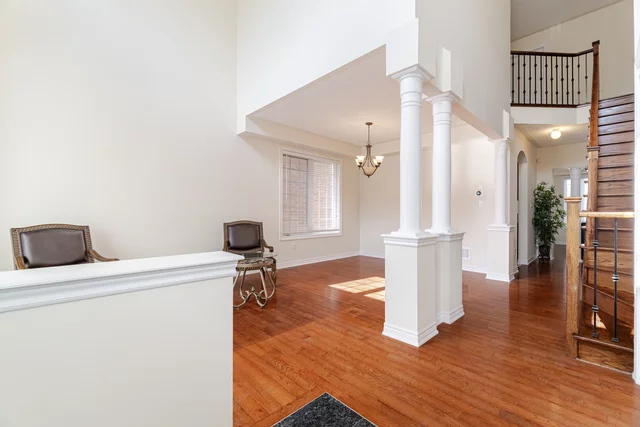 26 Bosco Drive, Woodbridge - photo 8