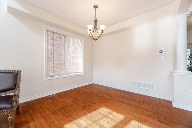 26 Bosco Drive, Woodbridge - photo 16