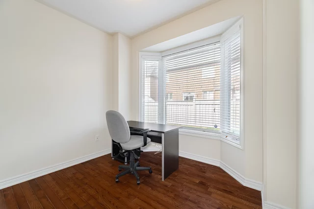 26 Bosco Drive, Woodbridge - photo 38