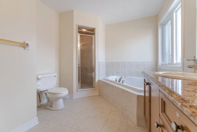 26 Bosco Drive, Woodbridge - photo 52