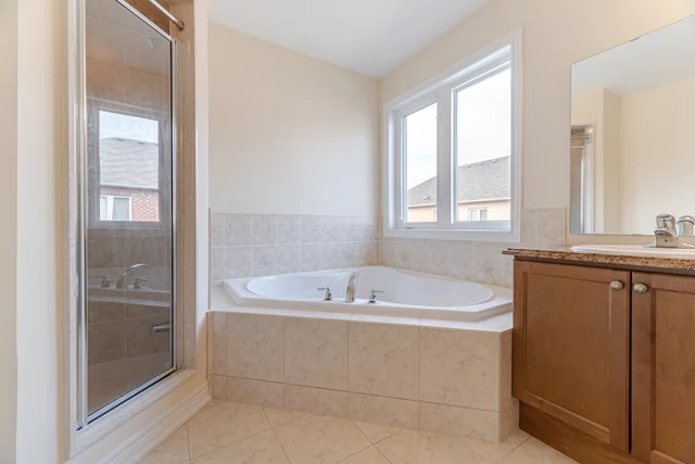 26 Bosco Drive, Woodbridge - photo 53