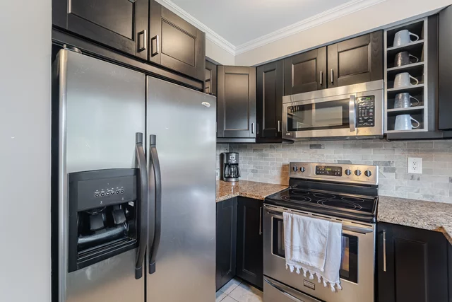 86 Atwood Avenue, Georgetown - photo 16
