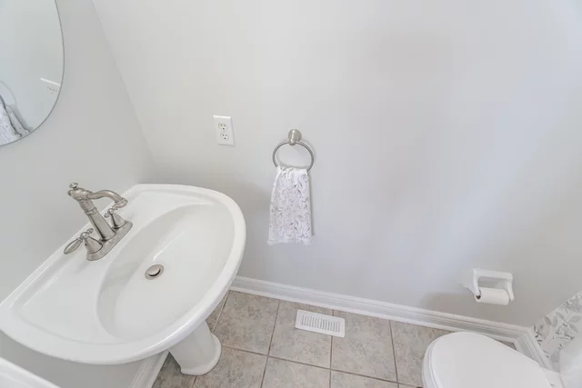86 Atwood Avenue, Georgetown - photo 19
