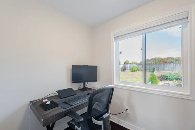 86 Atwood Avenue, Georgetown - photo 25