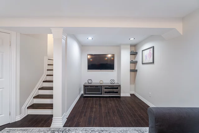86 Atwood Avenue, Georgetown - photo 33