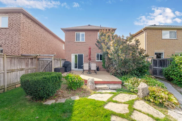 86 Atwood Avenue, Georgetown - photo 38