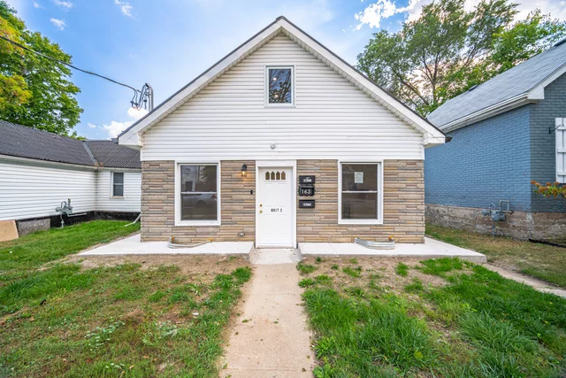 163 Bruce Street, Brantford - photo 1