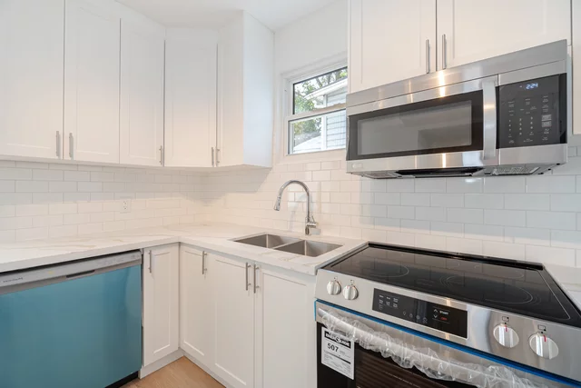 163 Bruce Street, Brantford - photo 9