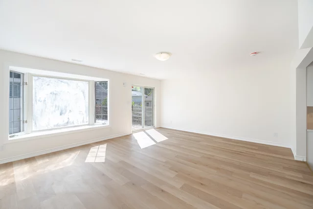 163 Bruce Street, Brantford - photo 13