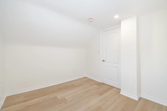 163 Bruce Street, Brantford - photo 25