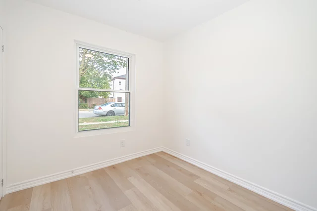 163 Bruce Street, Brantford - photo 37
