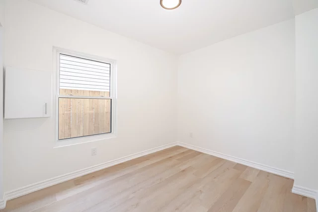 163 Bruce Street, Brantford - photo 38