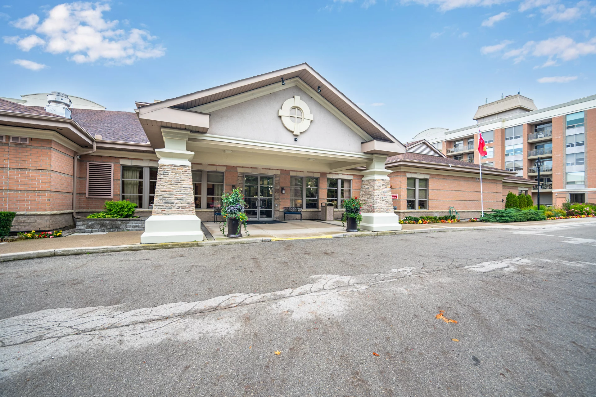 #1116-100 Burloak Drive, Burlington - photo 3