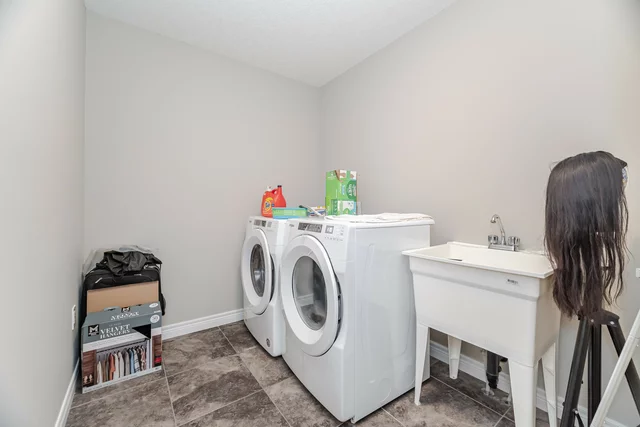 504 Florencedale Crescent, Kitchener - photo 44
