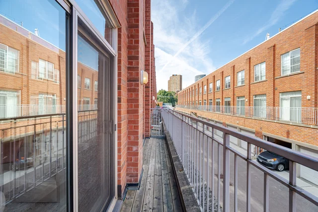 #2-1390 Bloor Street West, Toronto - photo 21