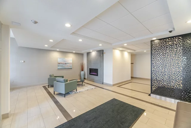 #203-102 Bronte Road, Oakville - photo 4