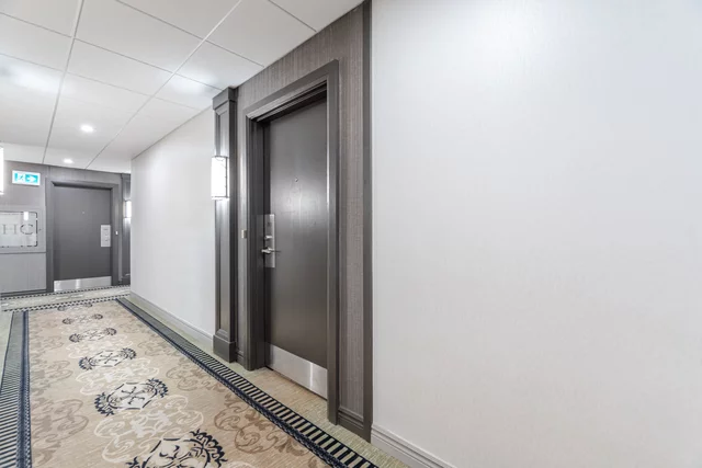 #203-102 Bronte Road, Oakville - photo 5