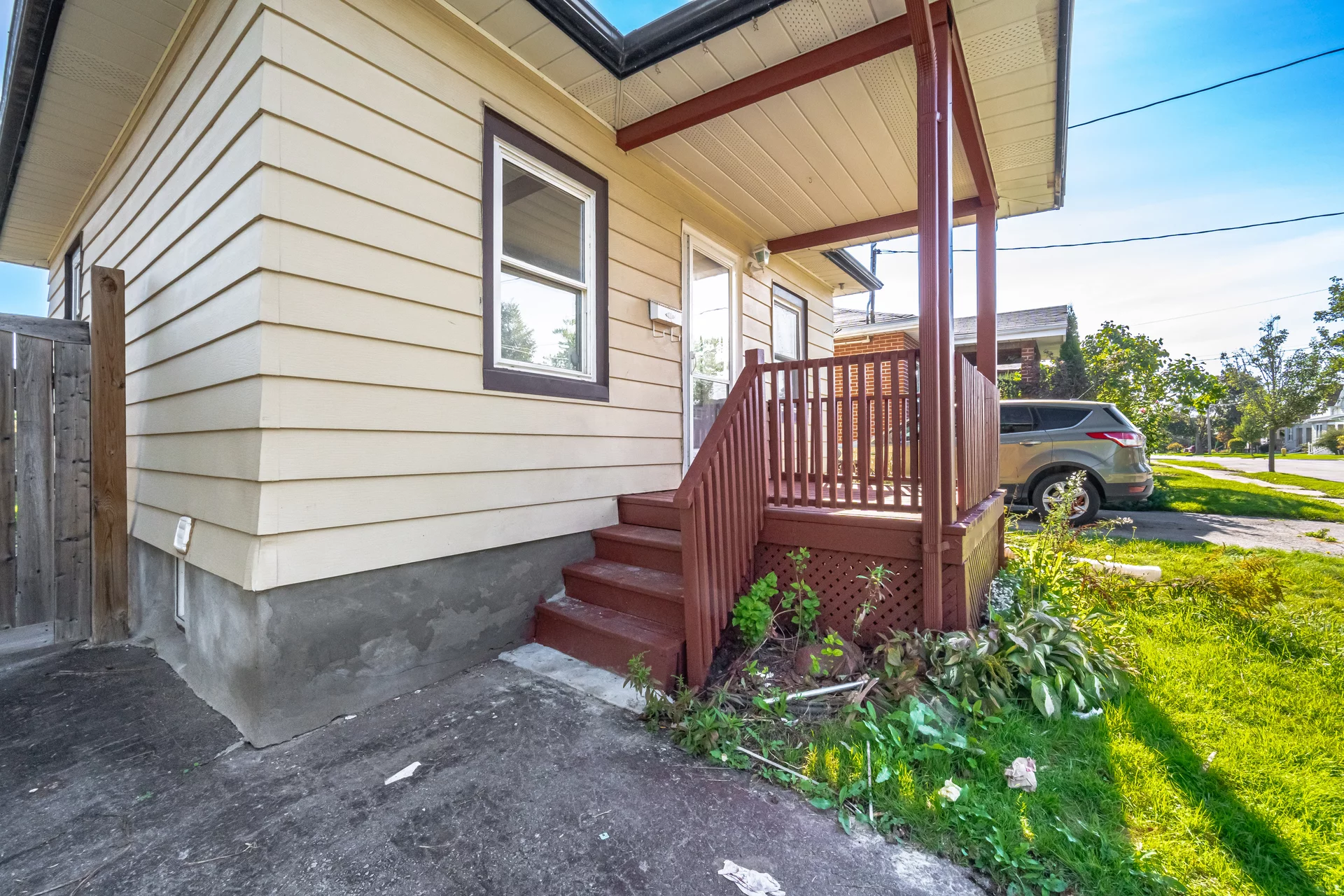 139 Gladstone Avenue, Oshawa - photo 4