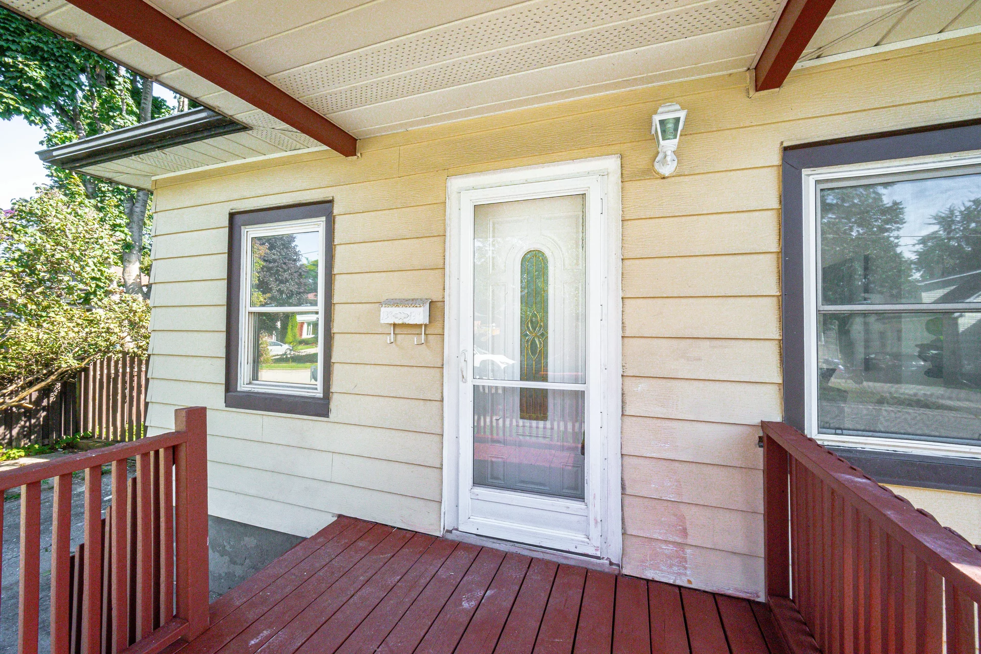 139 Gladstone Avenue, Oshawa - photo 5