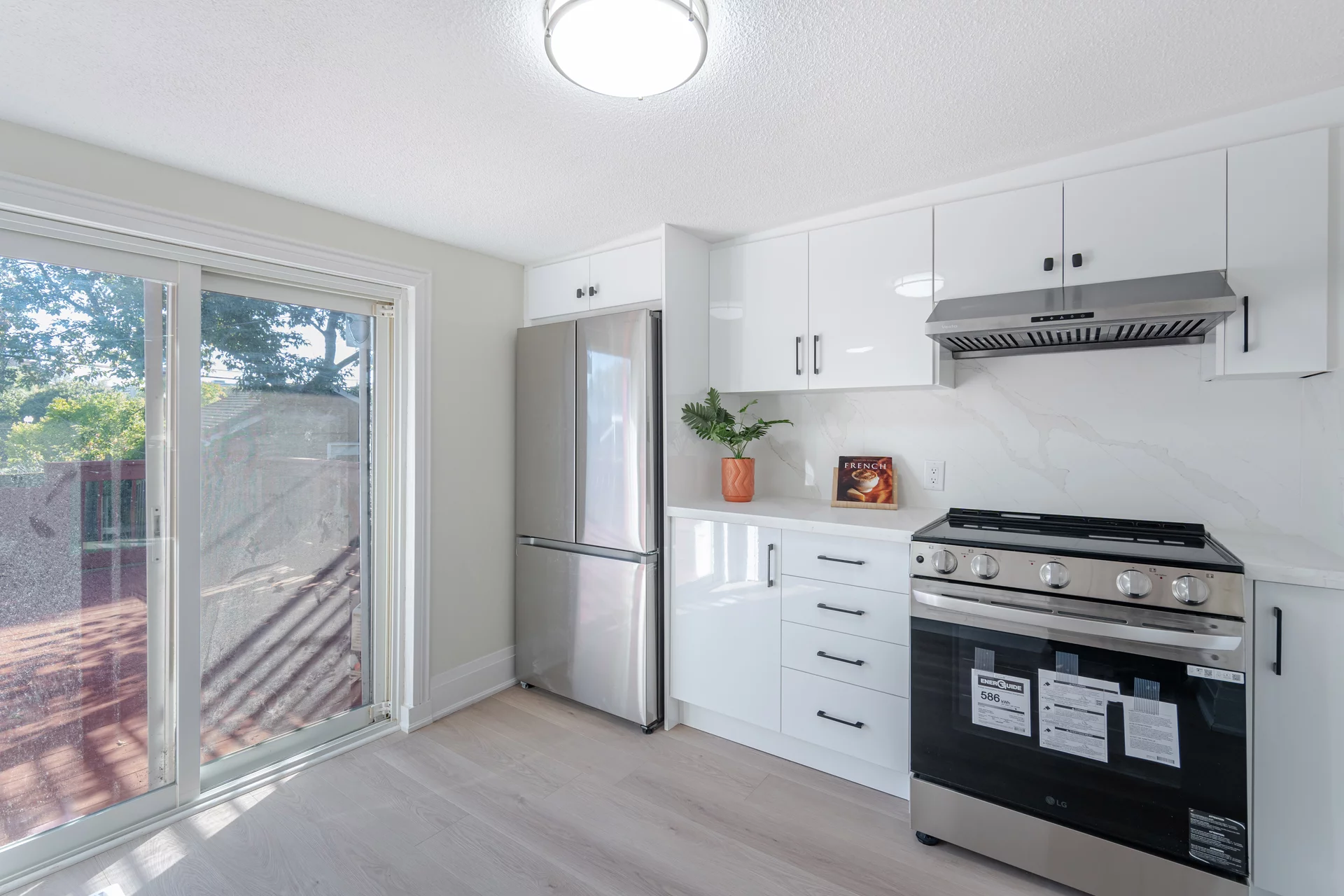 139 Gladstone Avenue, Oshawa - photo 17