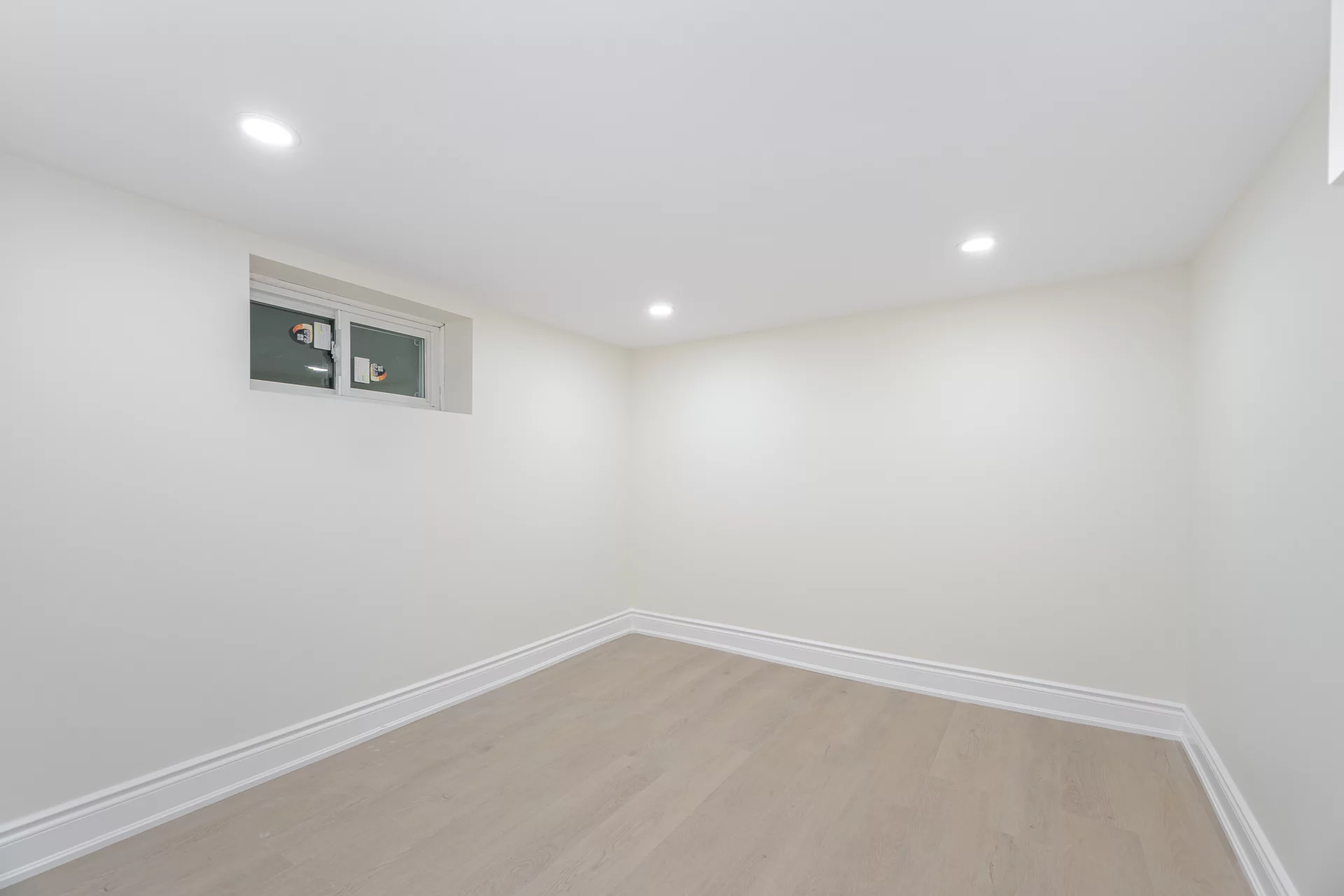 139 Gladstone Avenue, Oshawa - photo 29