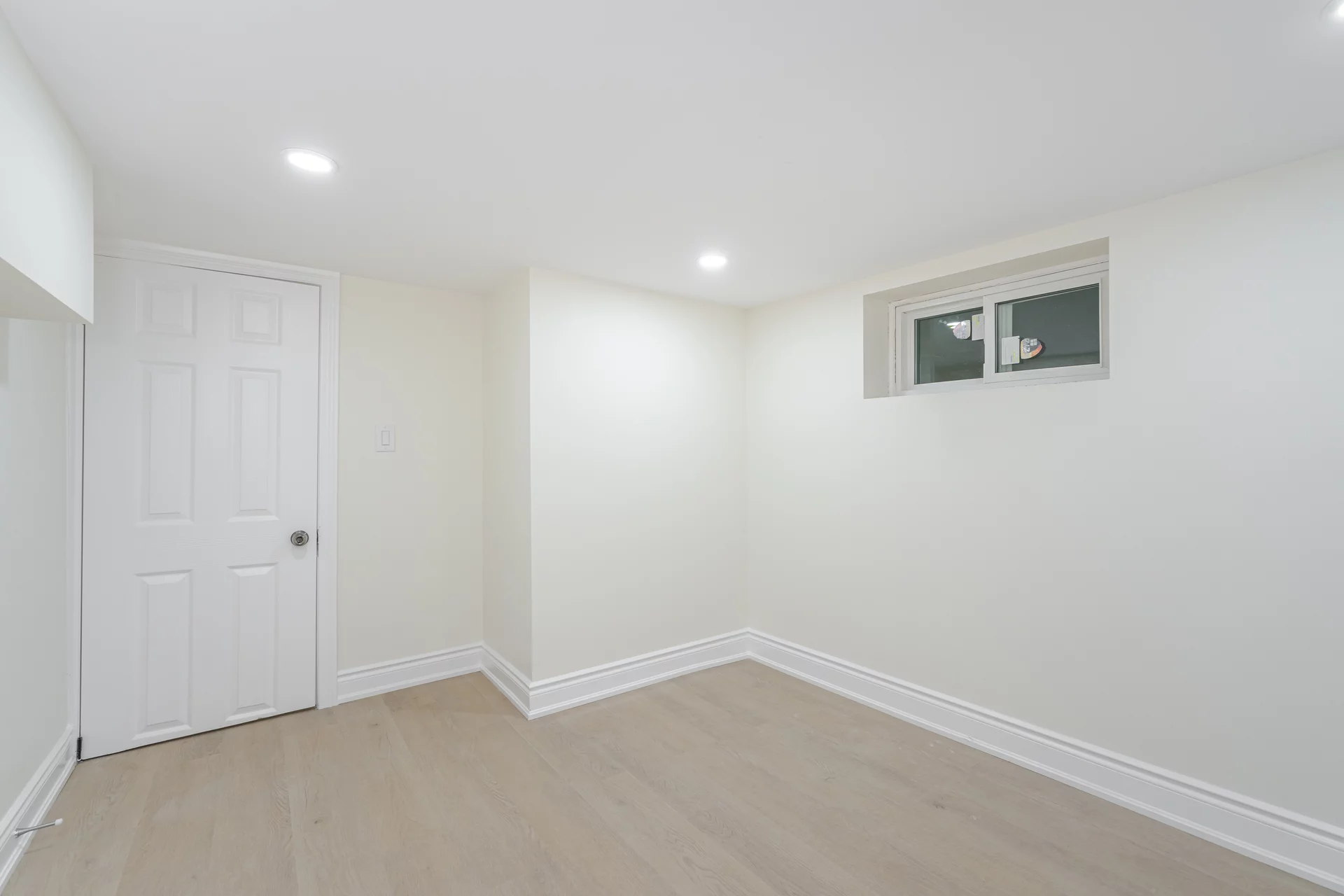 139 Gladstone Avenue, Oshawa - photo 30