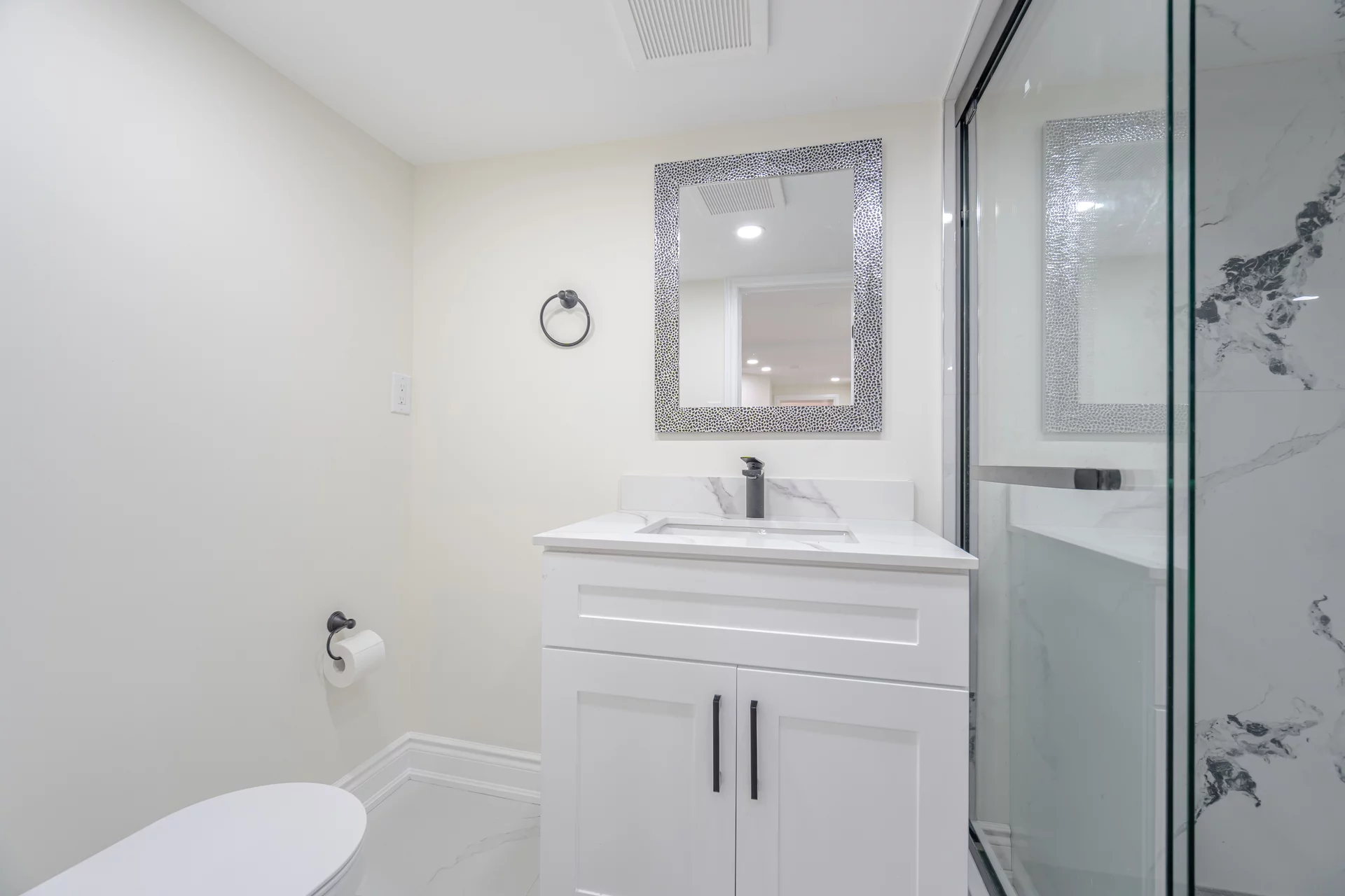 139 Gladstone Avenue, Oshawa - photo 31
