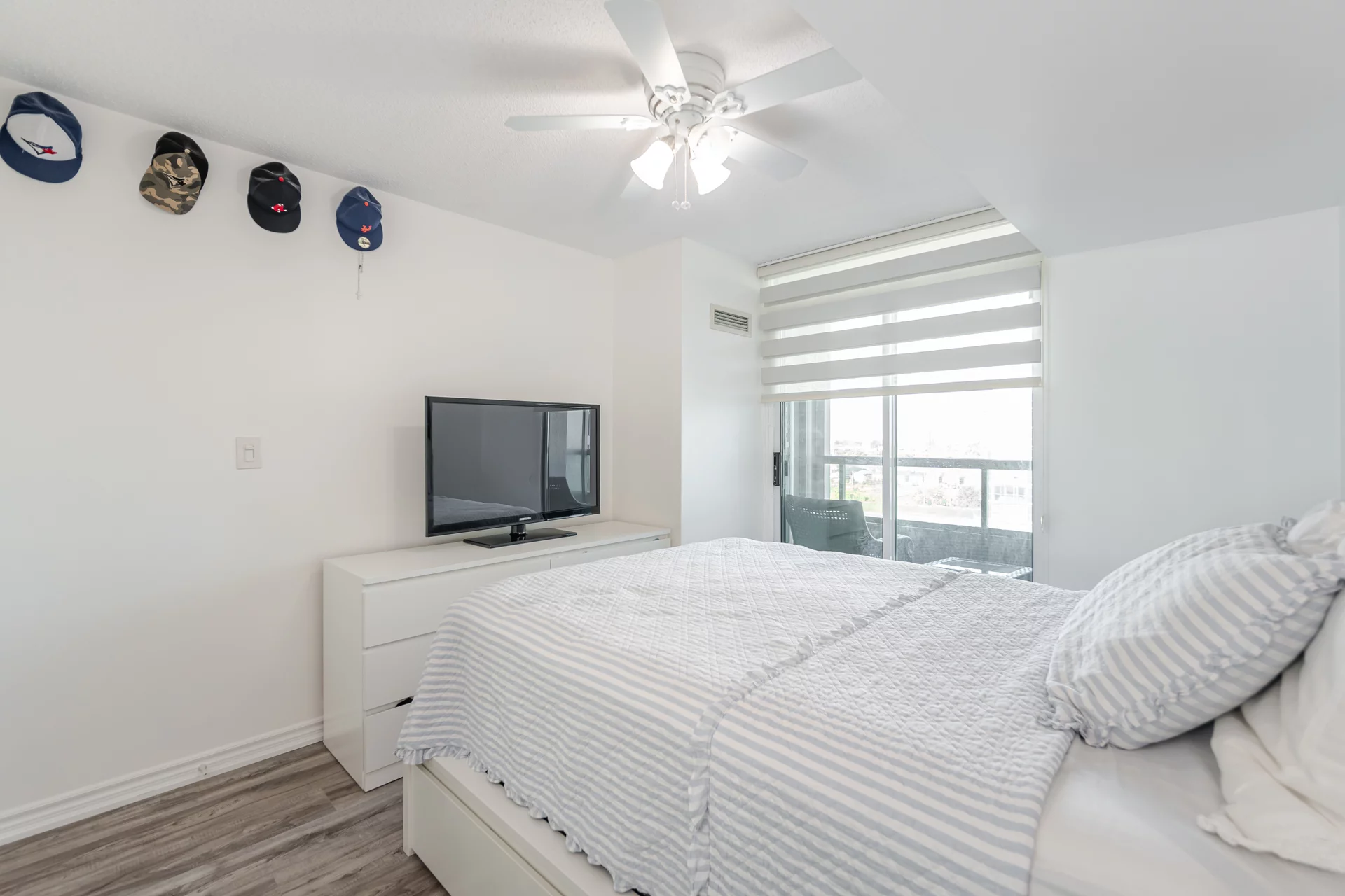 #1617-335 Rathburn Road West, Mississauga - photo 18
