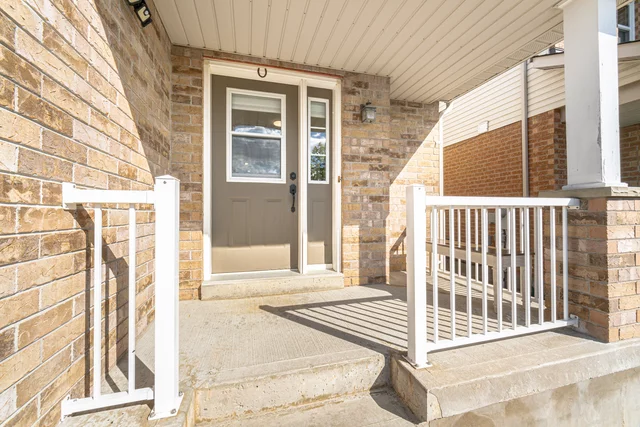 221 High Street, Bowmanville - photo 6