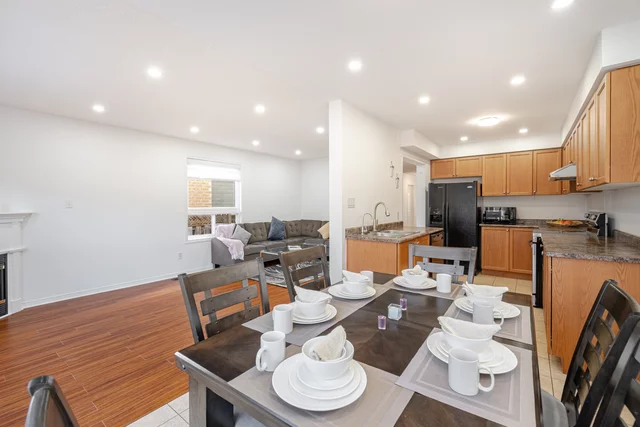 221 High Street, Bowmanville - photo 17
