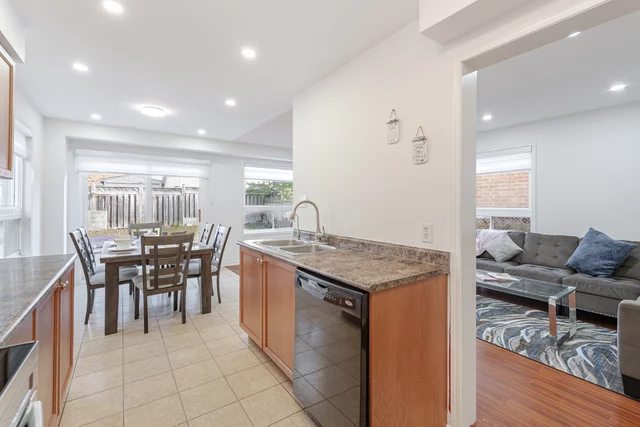 221 High Street, Bowmanville - photo 20